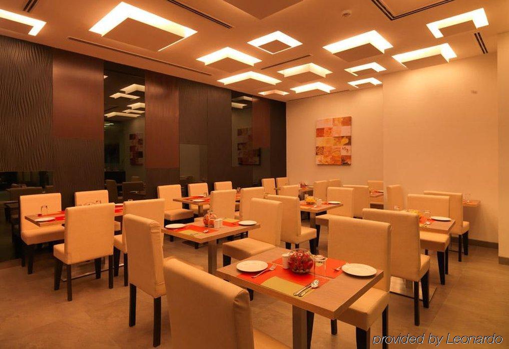 24 Tech Hotel Bangalore Extérieur photo